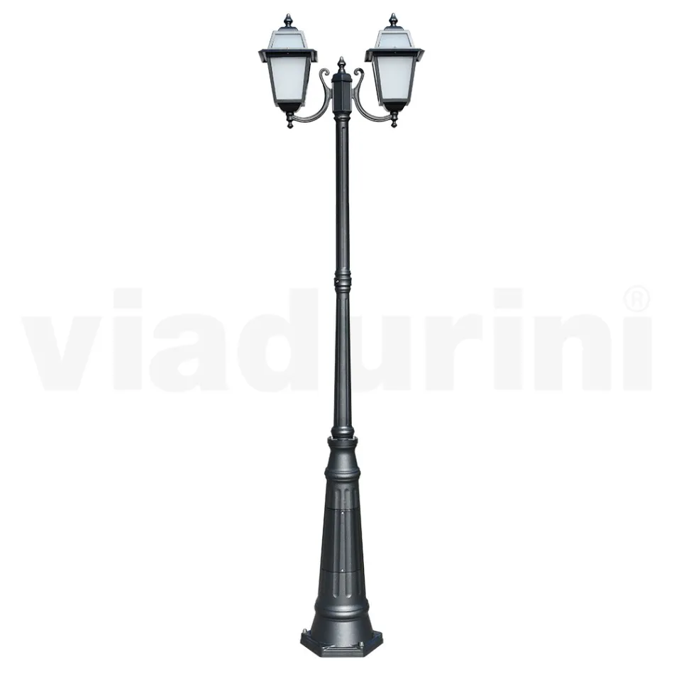 Lampione Alto 238 cm da Giardino in Alluminio Antracite e Vetro Sabbiato - Elric Viadurini