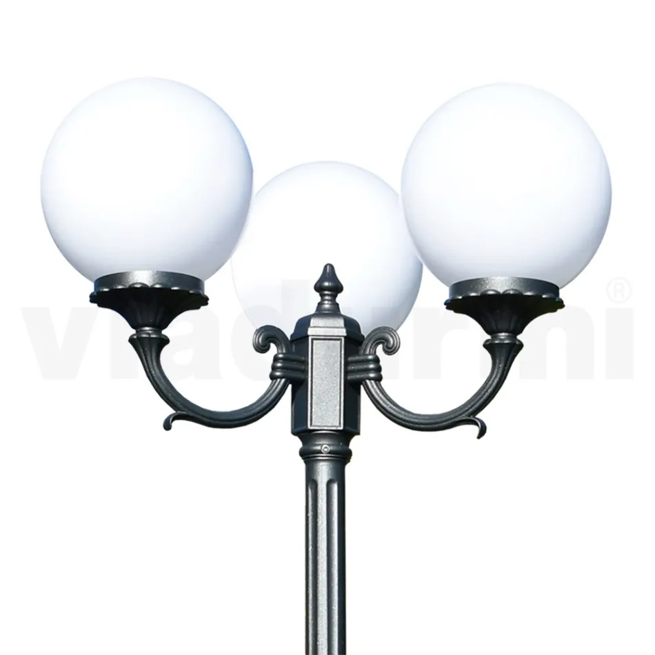 Lampione Alto 242 cm in Acrilico e Alluminio Antracite Made in Italy - Trovaantracite Viadurini