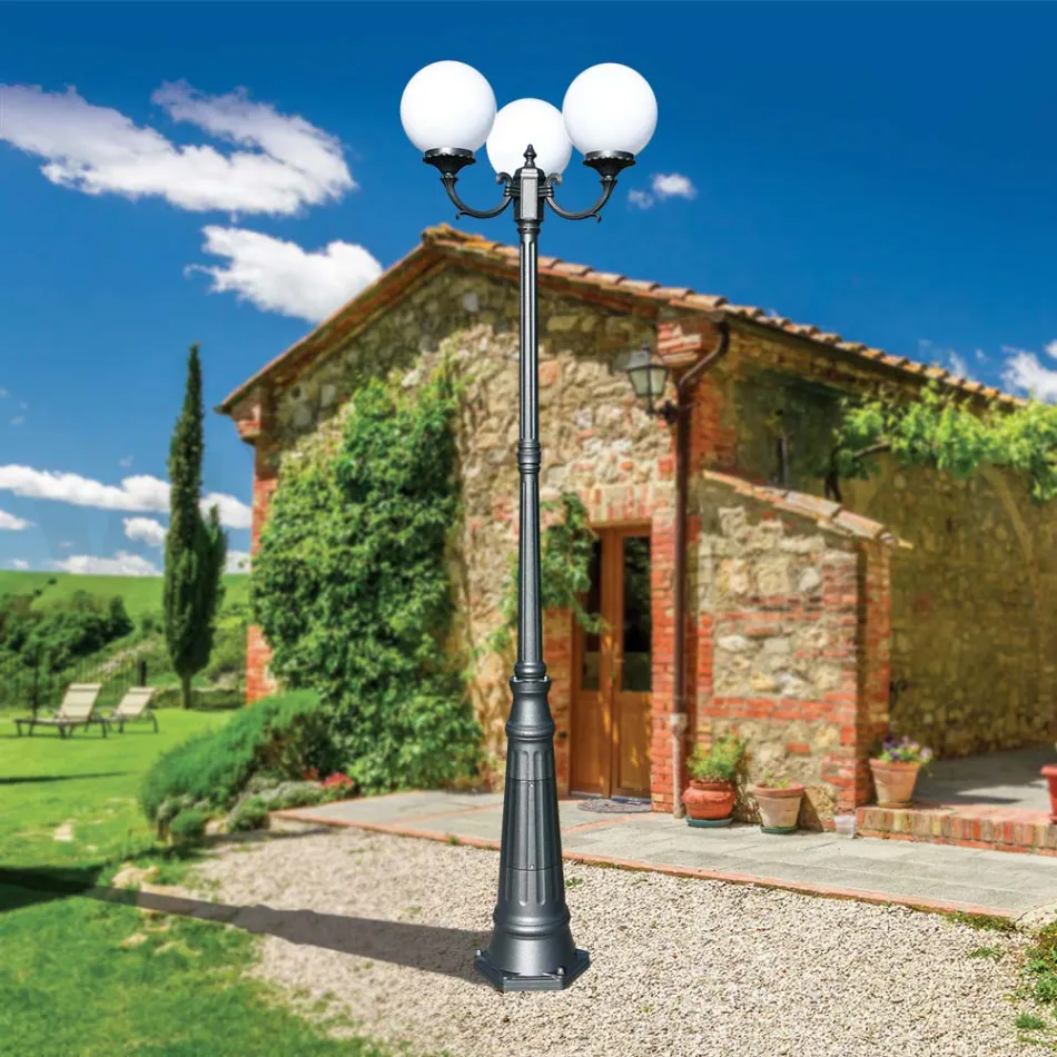 Lampione Alto 242 cm in Acrilico e Alluminio Antracite Made in Italy - Trovaantracite Viadurini