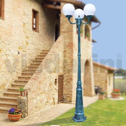 Lampione Alto 242 cm in Acrilico e Alluminio Nero Made in Italy - Trovanero Viadurini