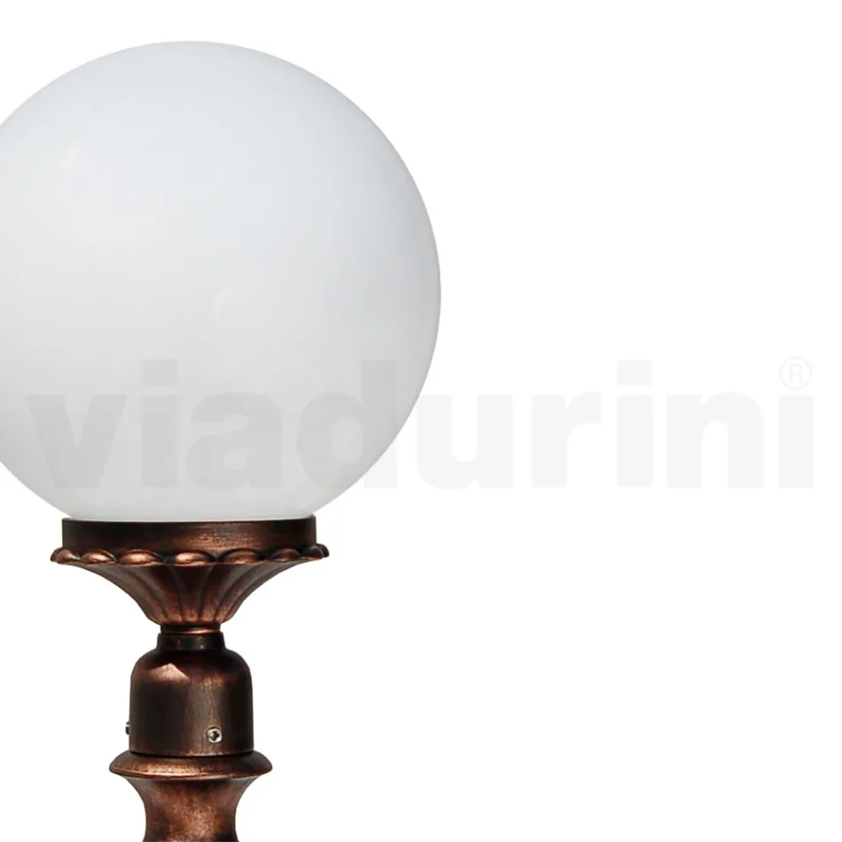 Lampione Alto 69 cm in Acrilico e Alluminio Nero Made in Italy - Trovanero Viadurini