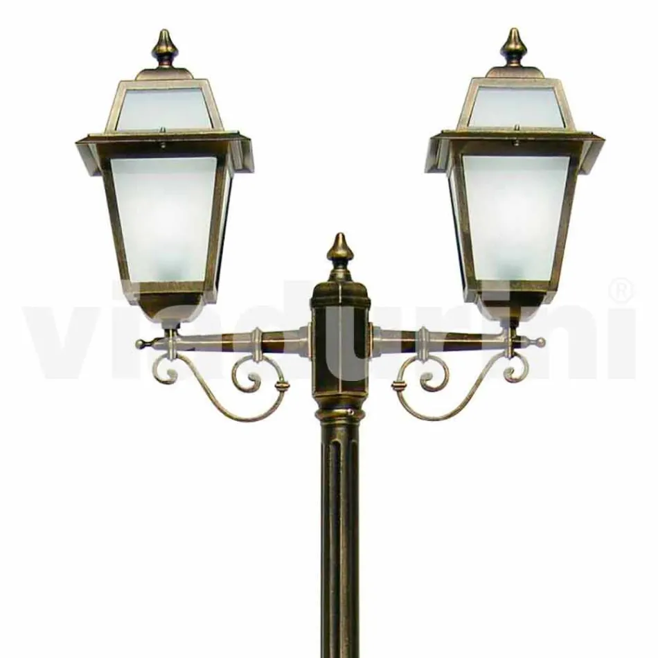 Lampione per esterno a due luci in alluminio made in Italy, Kristel Viadurini