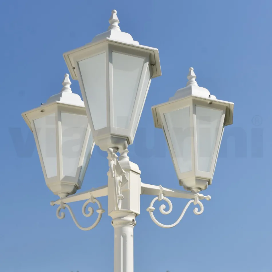 Lampione Stile Vintage 3 Luci in Alluminio e Vetro Made in Italy - Terella Viadurini