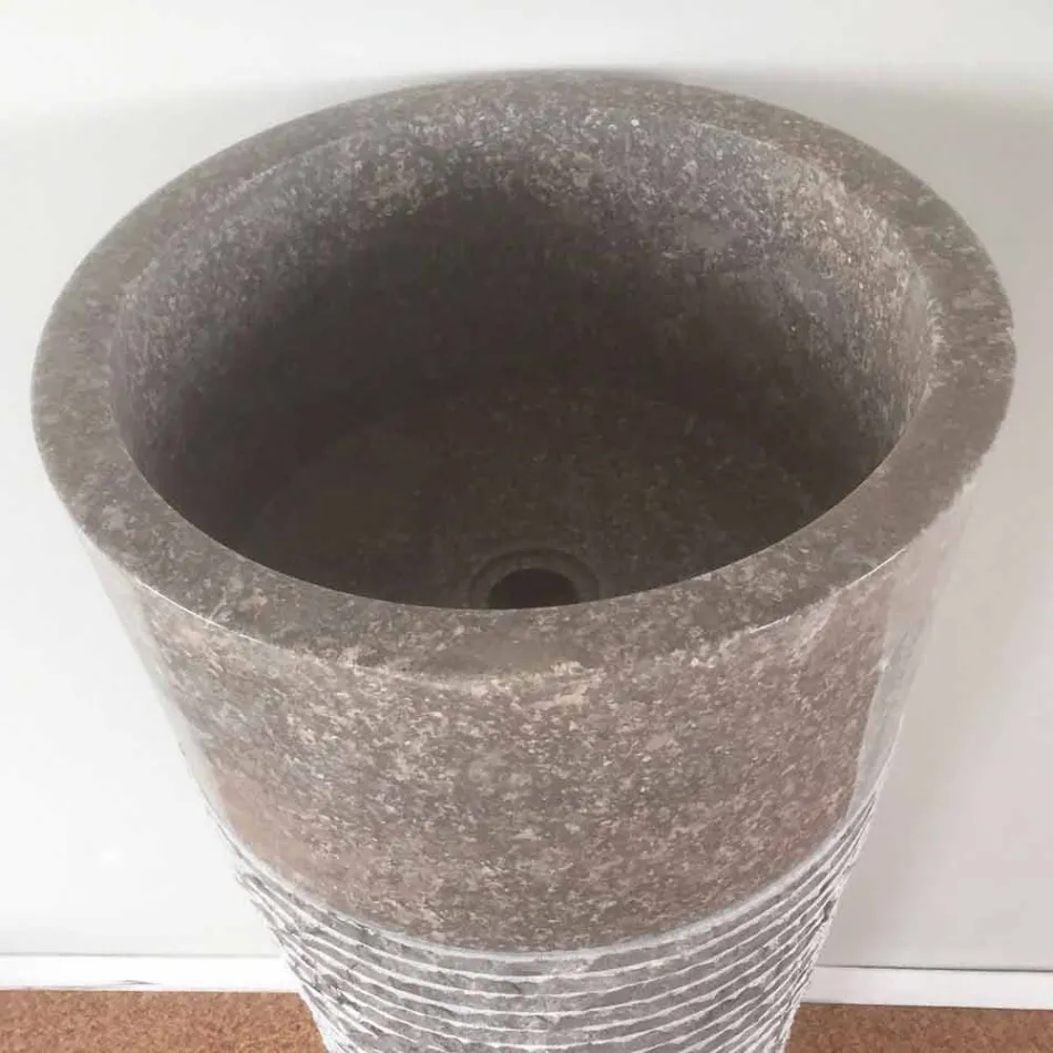 Lavabo conico a colonna in pietra naturale Iga, pezzo unico Viadurini