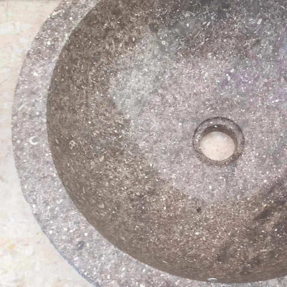 Lavabo da appoggio grigio in pietra naturale Finn, pezzo unico Viadurini