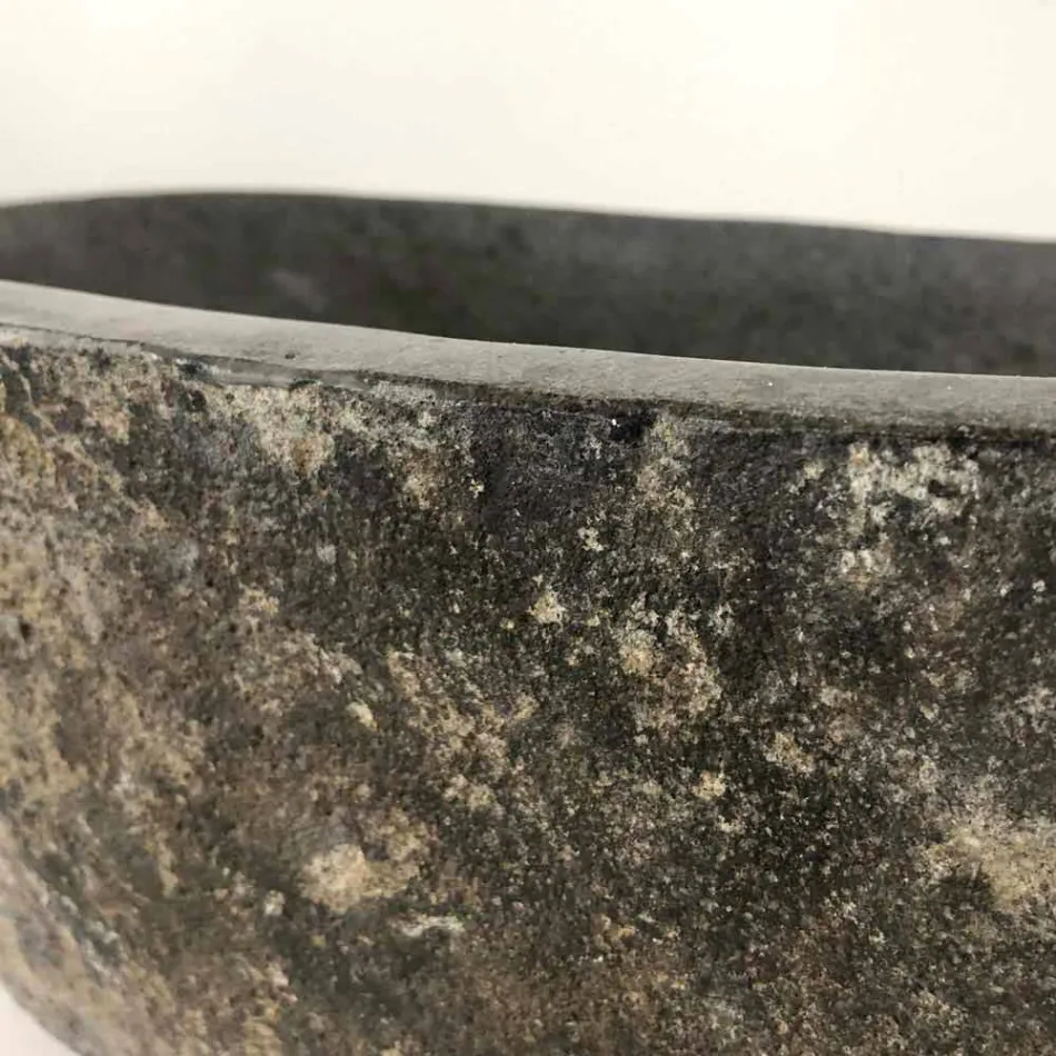 Lavabo da appoggio in pietra di fiume Akta pezzo unico Viadurini