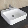 Lavabo da Appoggio Squadrato in Ceramica Bianca e Foro Rubinetteria - Aster