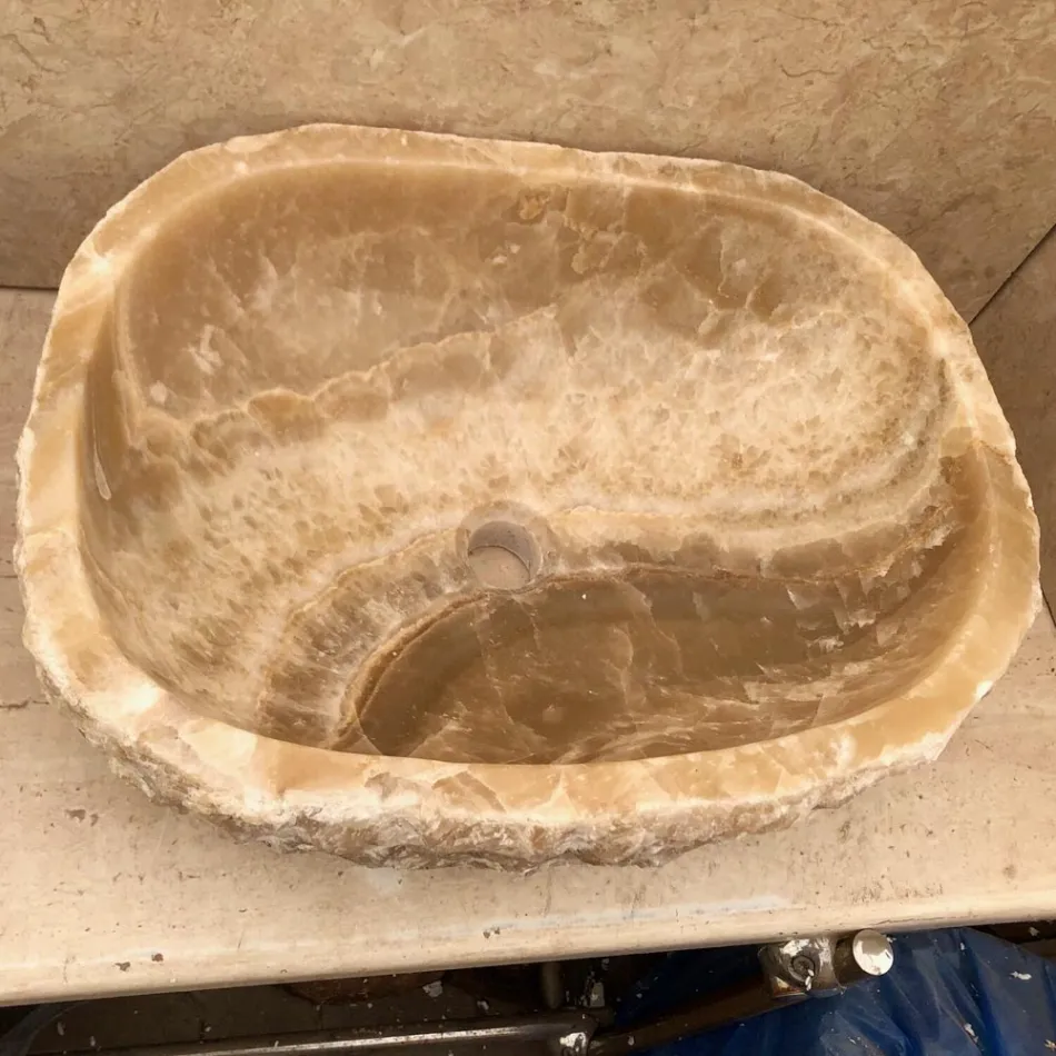 Lavabo di design da appoggio per bagno Laia in pietra naturale Viadurini