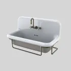 Lavabo in ceramica rettangolare con base metallica sospesa Felipe Viadurini