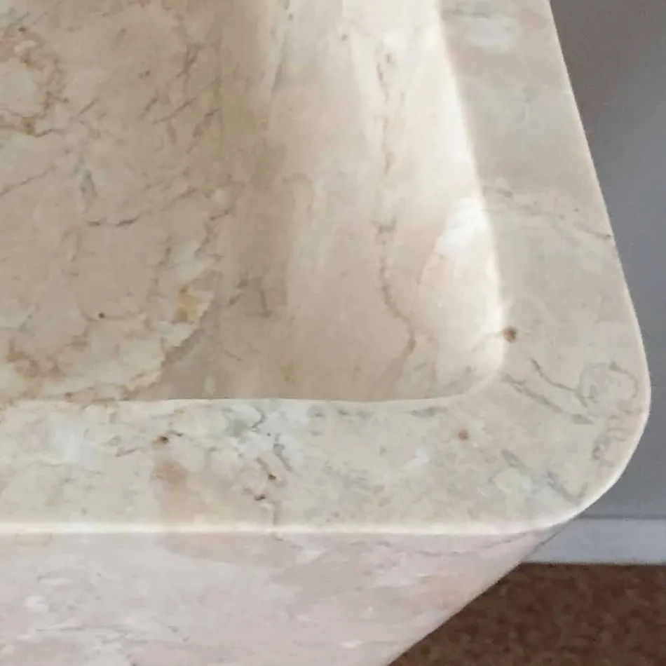 Lavabo in pietra naturale a colonna Robin, bianco pezzo unico Viadurini