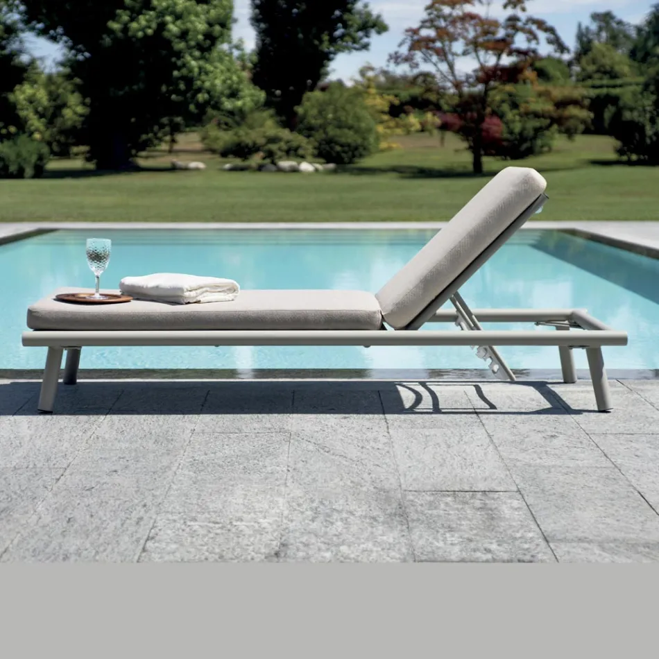 Lettino 196x75 cm da Esterno in Alluminio con Cuscino - Sundra Viadurini