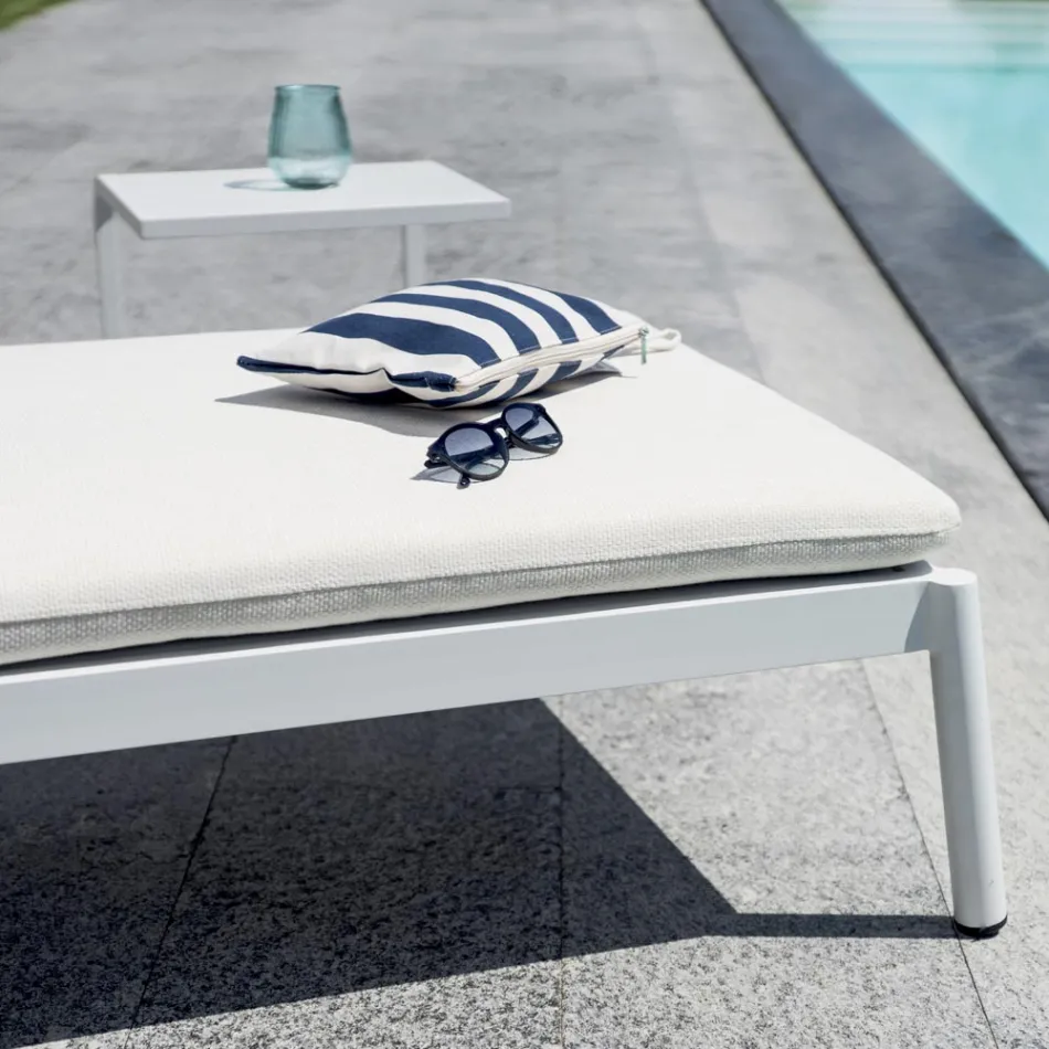 Lettino 205x76 cm da Esterno in Alluminio con Cuscino - Tessara Viadurini