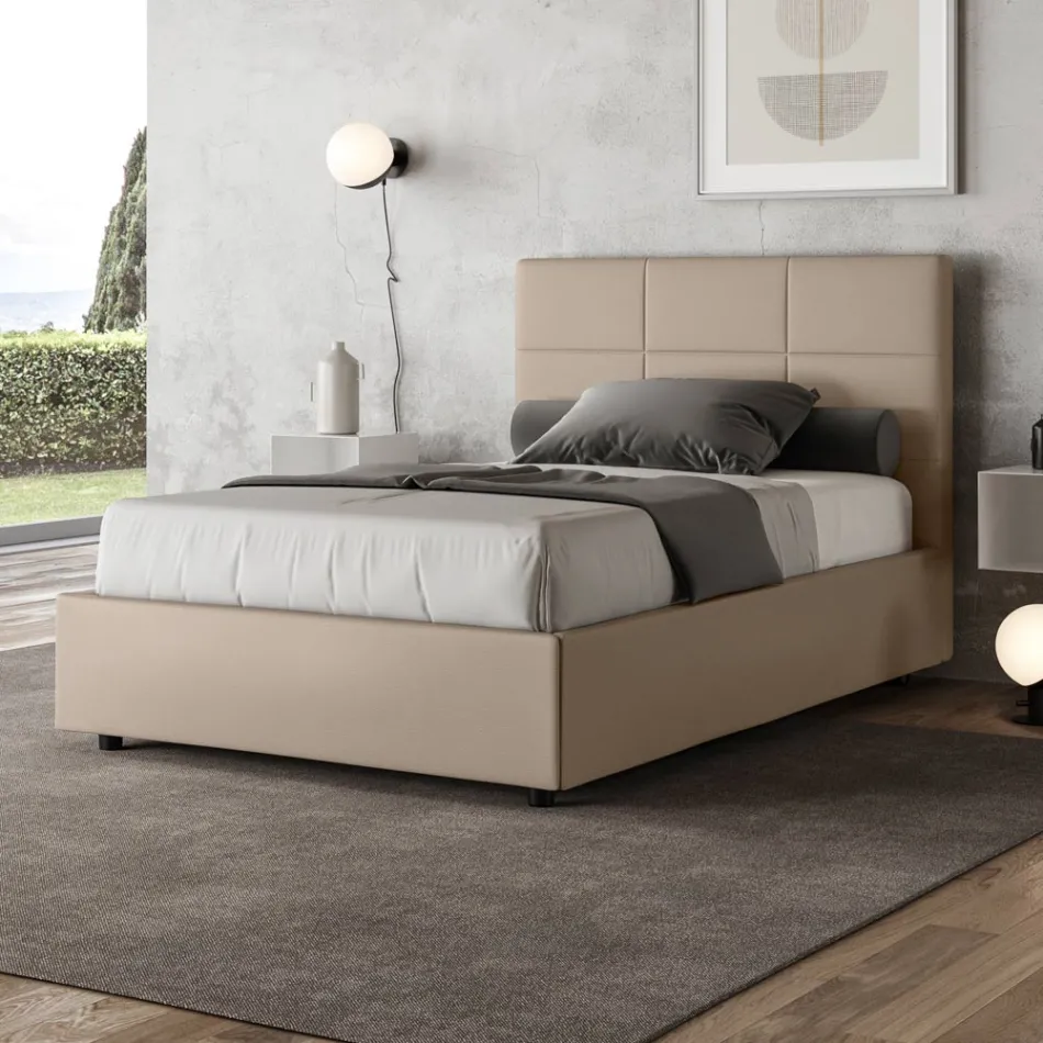Letto 120x200 cm con Testata a Rettangoli in Similpelle Made in Italy - Brina Viadurini