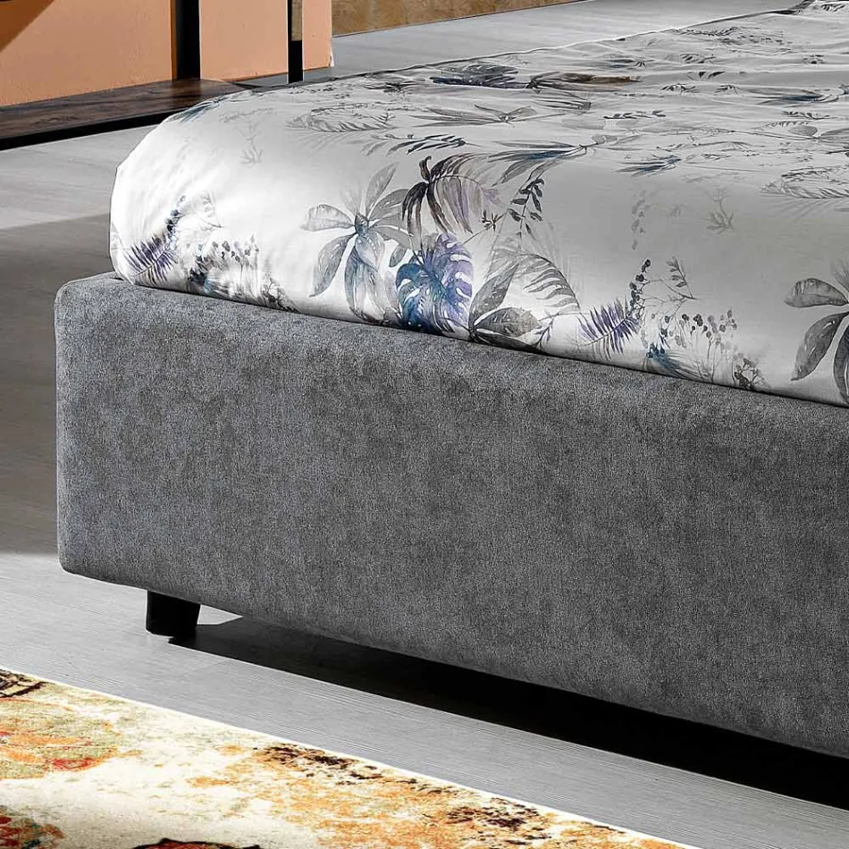 Letto Imbottito Matrimoniale Moderno con Pieghe o Trapuntato di Design - Thomas Viadurini