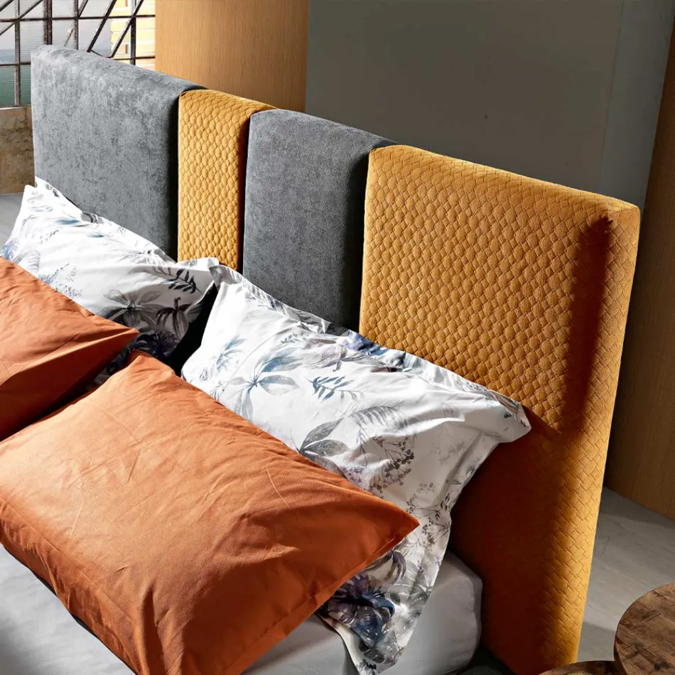 Letto Imbottito Matrimoniale Moderno con Pieghe o Trapuntato di Design - Thomas Viadurini