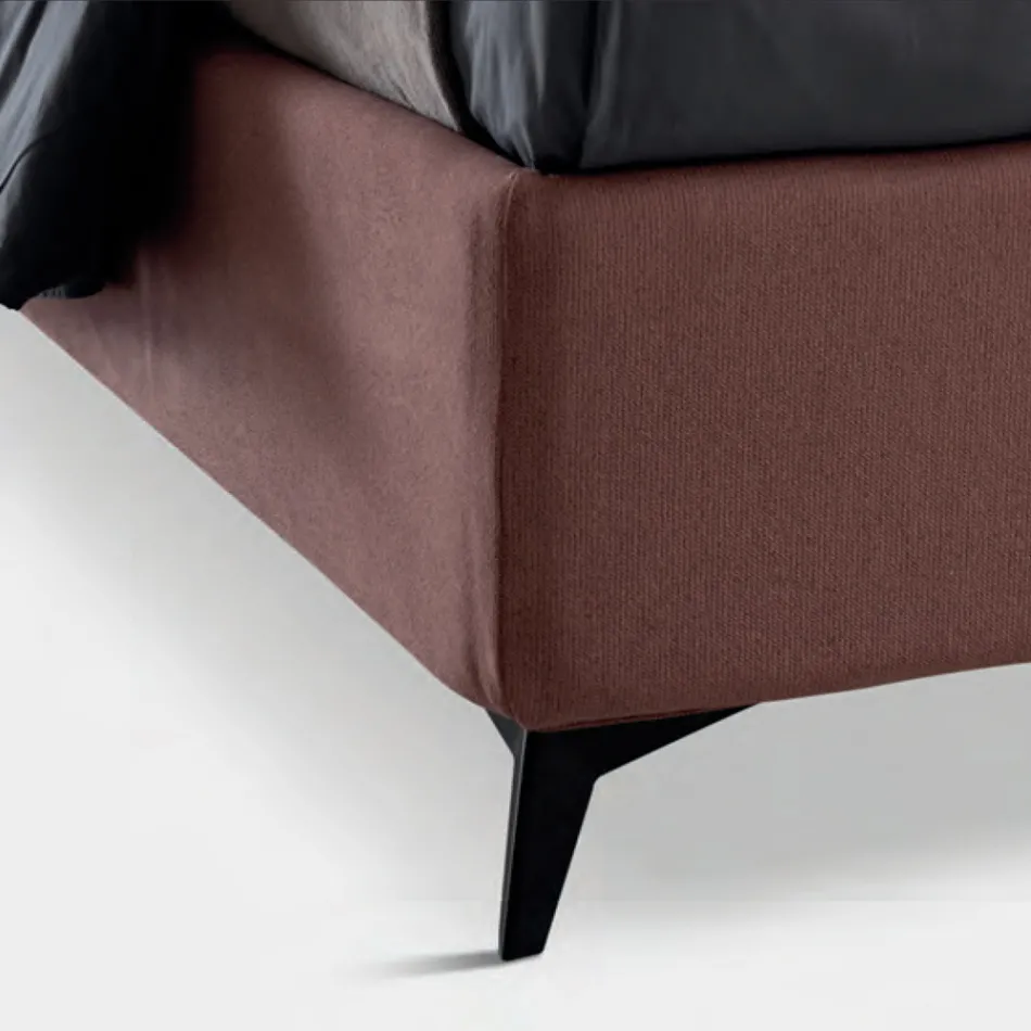 Letto Matrimoniale 160x190 con Linee Ricurve e Doppia Fascia Trapuntata - Gioie Viadurini