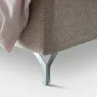 Letto Matrimoniale 160x190 con Testata a Balza Perimetrale e Bottoni - Riposo Viadurini