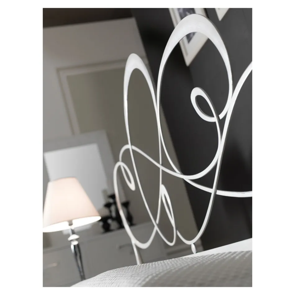 Letto Matrimoniale con Pediera Coordinata, Materasso e 2 Comodini - Nebbia Viadurini