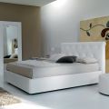 Letto Matrimoniale con Struttura in Legno Ricoperta in Poliuretano - Stravolto