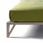 Letto matrimoniale di design 160x200cm con base in noce massello Alain Viadurini