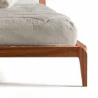 Letto matrimoniale di design con testata imbottita in pelle Menardo Viadurini