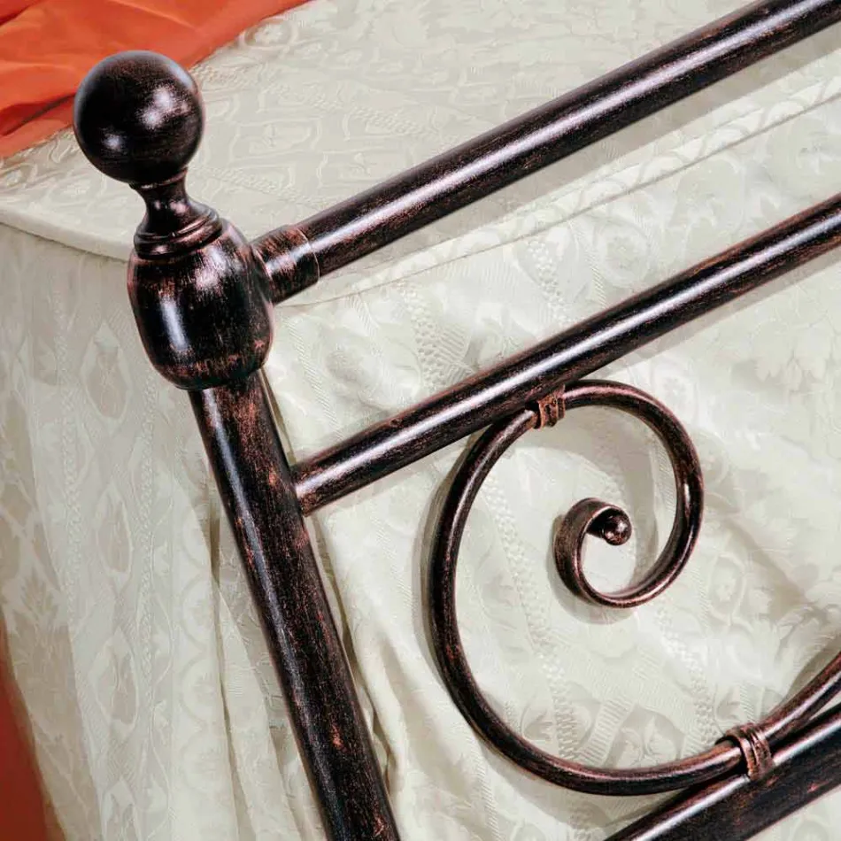 Letto matrimoniale di design in ferro battuto artigianale Alexa Viadurini
