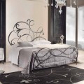 Letto matrimoniale in ferro con testata in lama forgiata Allison 