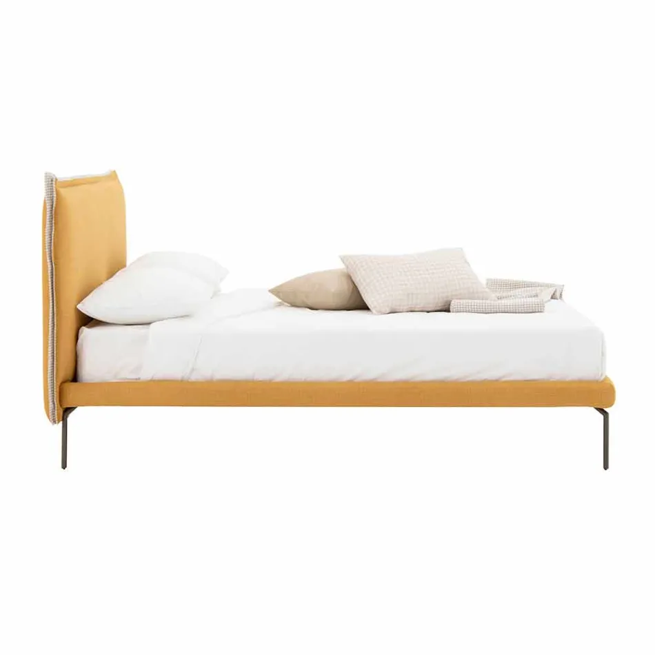 Letto Matrimoniale in Tessuto con Piedini in Metallo Made in Italy - Glorio Viadurini