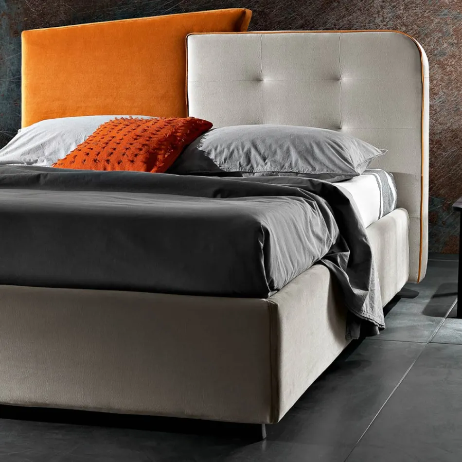Letto Matrimoniale Moderno Design in Velluto Grigio e Arancione - Plorifon Viadurini