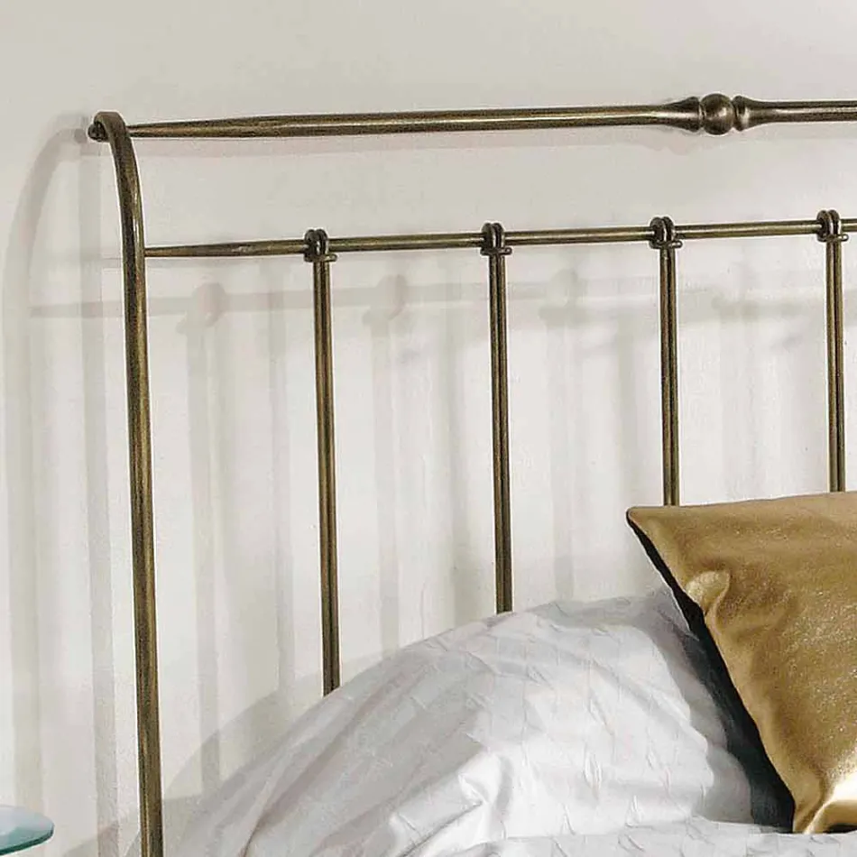 Letto una piazza e mezzo ferro battuto pieno Kelly made in Italy Viadurini