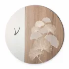 Orologio da Parete in Legno Design Tondo con Decori, 2 Finiture - Ginkgo Viadurini