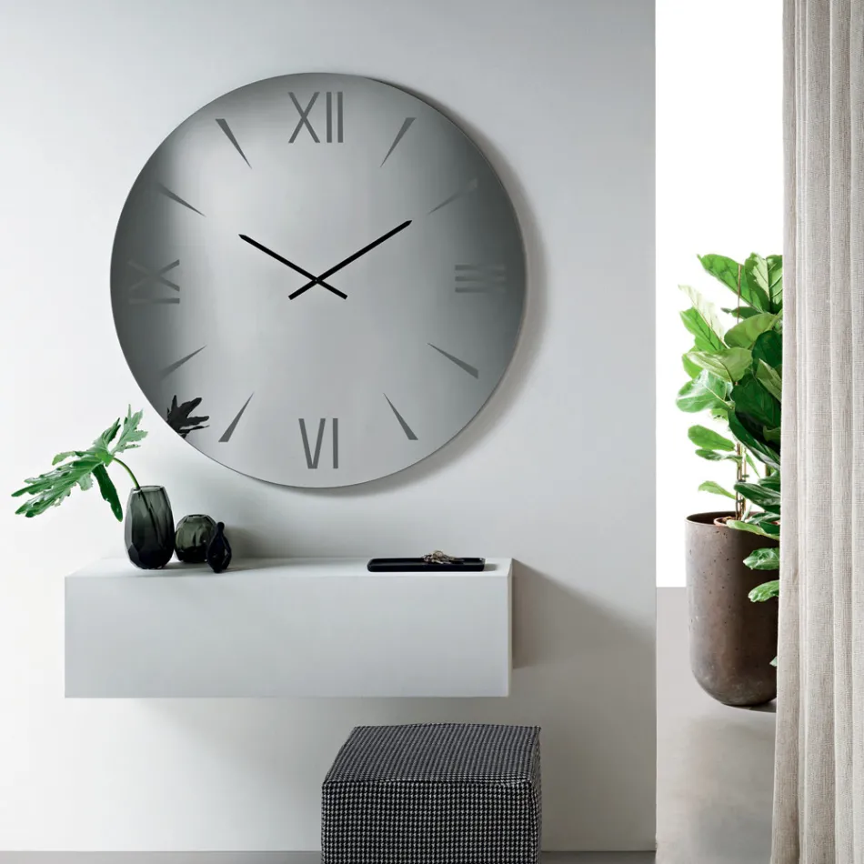 Orologio Rotondo in Vetro Specchiato con Numeri Incisi a Laser - Clelia Viadurini