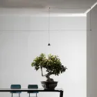 Piantana a Filo in Alluminio Nero e Cono Piccolo Design Minimale - Mercado Viadurini
