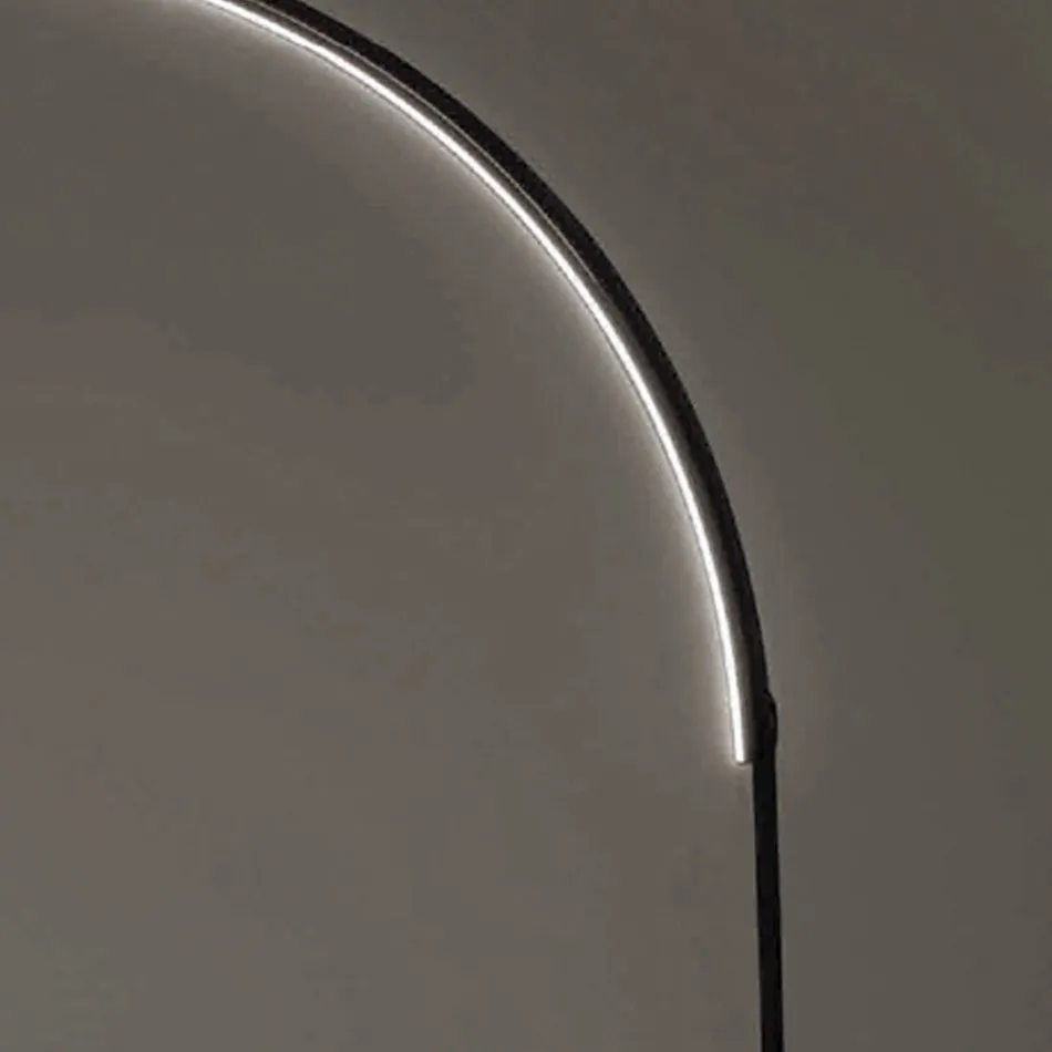 Piantana Moderna con Luce LED Dimmerabile in Metallo Verniciato - Picea Viadurini