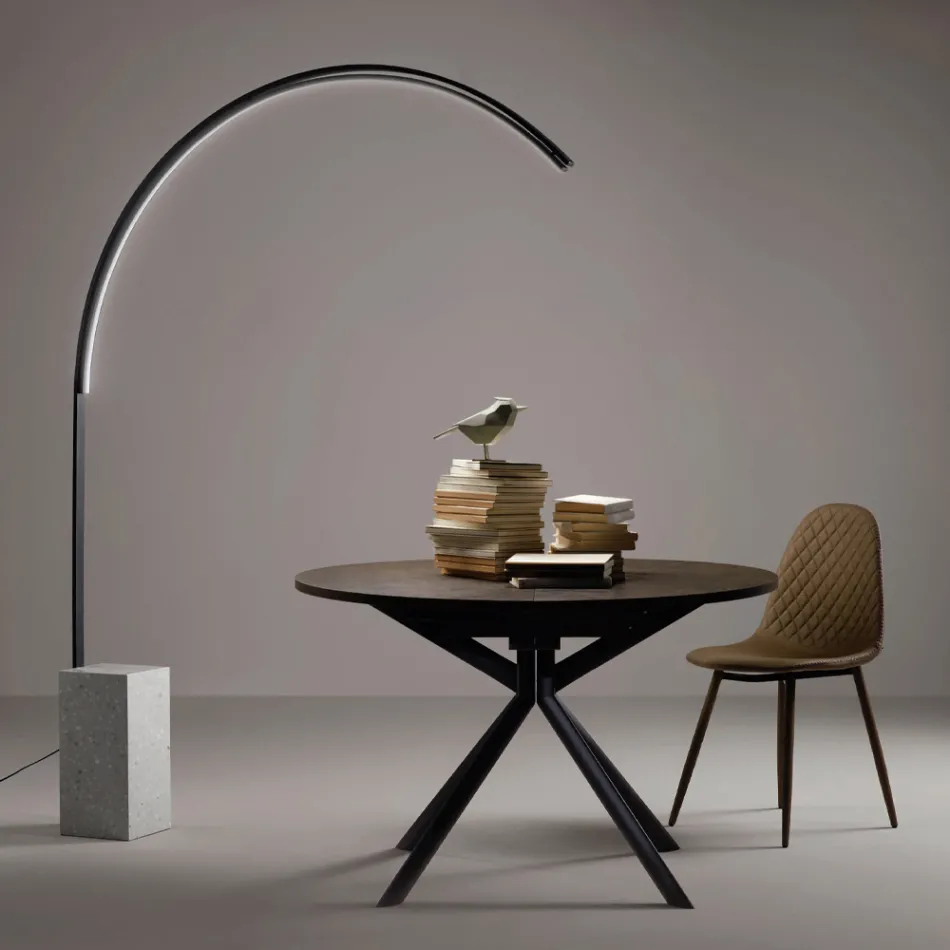 Piantana Moderna con Luce LED Dimmerabile in Metallo Verniciato - Picea Viadurini