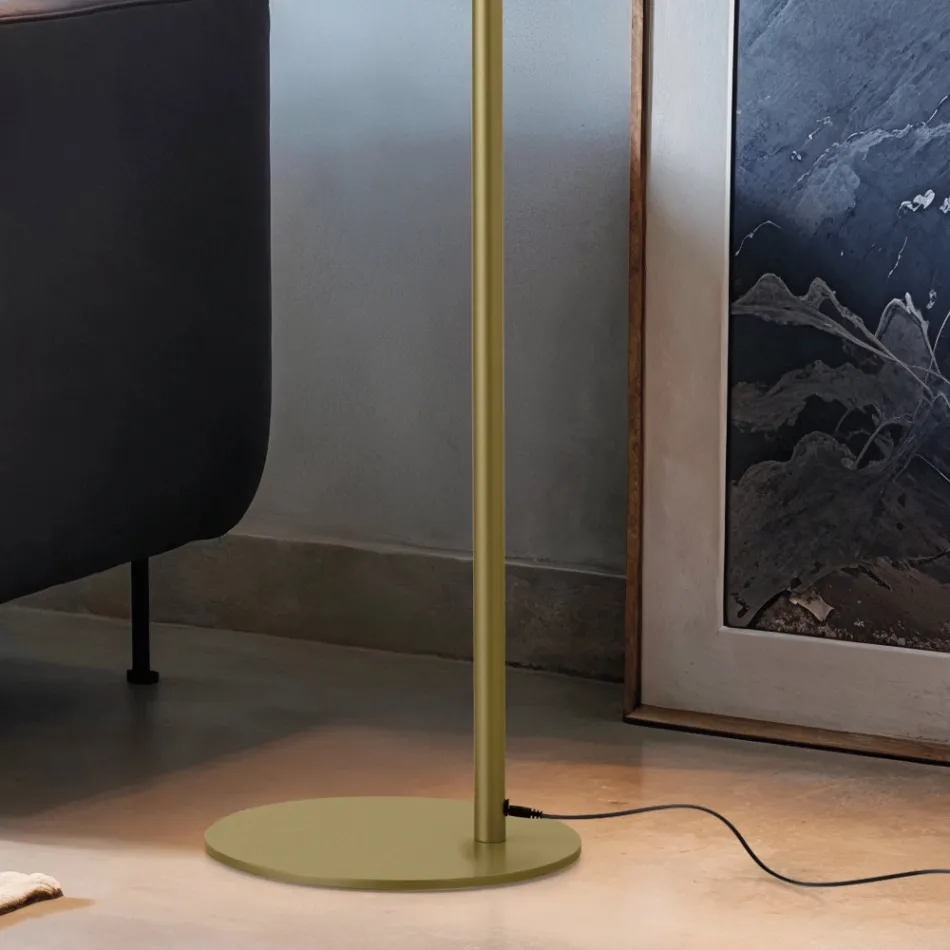 Piantana Realizzata in Metallo di Diverse Finiture Made in Italy - Lumi Viadurini