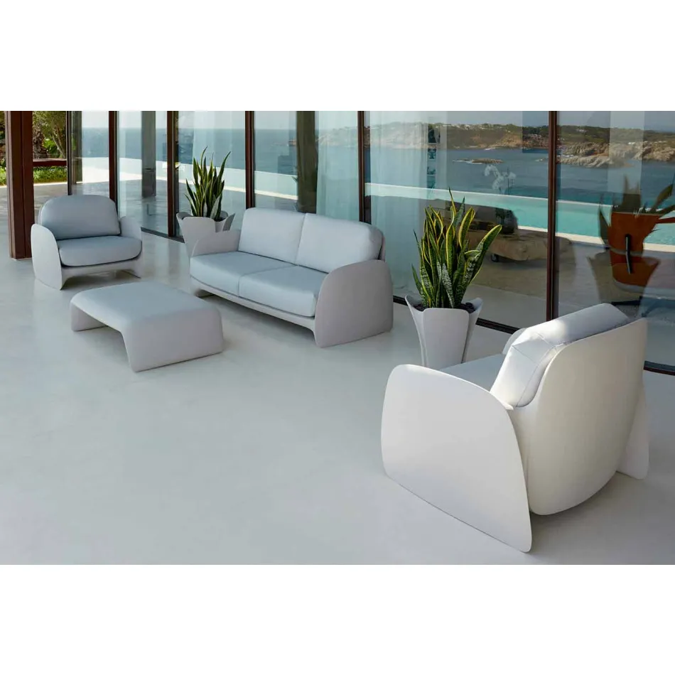 Poltrona da giardino in polietilene Pezzettina by Vondom, di design Viadurini