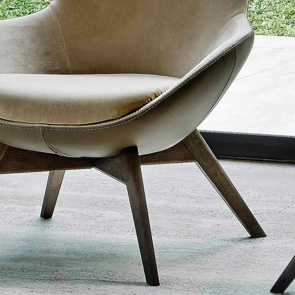 Poltrona da Salotto in Pelle e Tessuto con Base in Legno Made in Italy - Ama Viadurini
