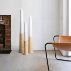 Portacandela Moderno in Legno di Pino Massello con Dettagli Colorati - Candore Viadurini