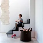 Portalegna cilindrico in cuoio rigenerato con ruote Tonda Firestyle Viadurini