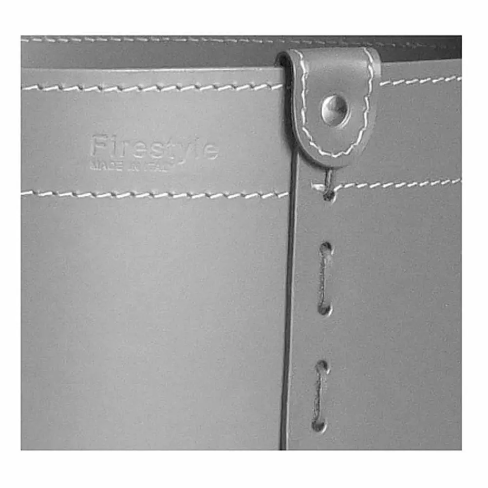 Portalegna cilindrico in cuoio rigenerato con ruote Tonda Firestyle Viadurini