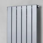 Radiatore Termoarredo Elettrico Design Verticale a Parete 1000 W - Picchio Viadurini