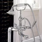 Rubinetteria Vasca a Pavimento con Doccetta in Ottone Made in Italy - Noriana Viadurini