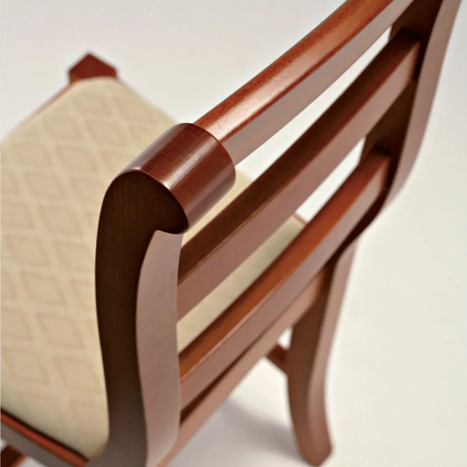 Sedia Classica in Legno e Seduta in Tessuto Design Made in Italy - Baptiste Viadurini