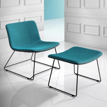 Sedia con Poggiapiedi in Tessuto Vulcano e Gambe in Metallo Made in Italy - Amane Viadurini