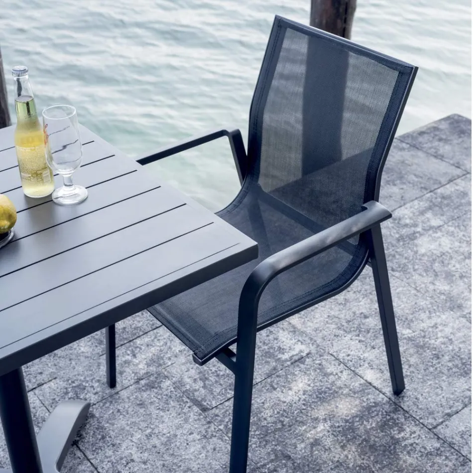 Sedia Impilabile con Braccioli in Alluminio e Textilene Bianco o Grigio - Greenstyle Viadurini