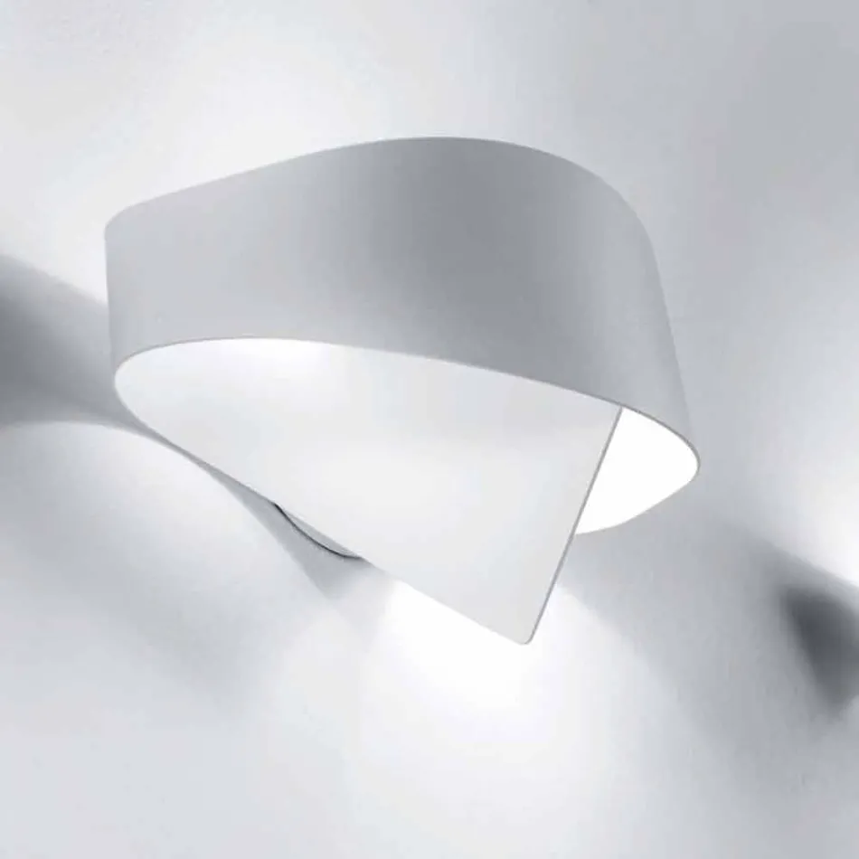 Selene Scudo applique in acciaio verniciato dal design moderno Viadurini