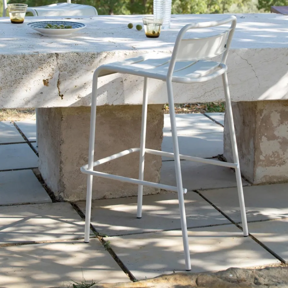 Sgabello da Esterno Impilabile in Metallo Zincato Made in Italy - Amina Viadurini