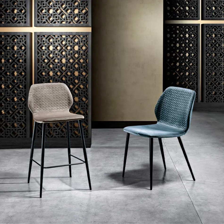 Sgabello Elegante in Velluto Colorato Trapuntato e Metallo Antracite - Scarat Viadurini