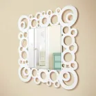 Specchiera a Muro Quadrata Bianca Design Moderno con Decori in Legno - Bubble Viadurini